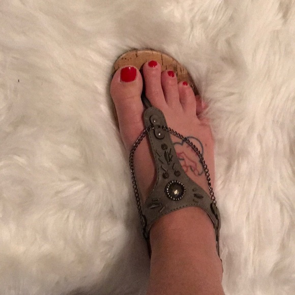 Maurices sandals - Picture 7 of 7